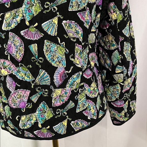 R.Q.T Black Multicolor Japanese Fan Print Lightweight Quilted Zip Front Jacket - Picture 14 of 16